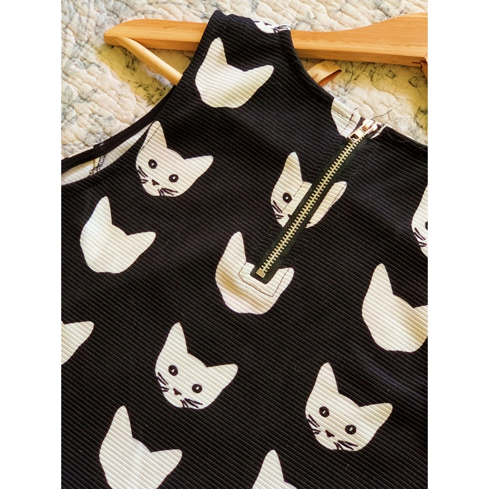 Cat Print/Pattern dress - Picture 5 of 5